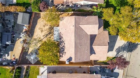 Tiny photo for 2812 W Oldfield Street, Lancaster, CA 93536 (MLS # SR25246295)