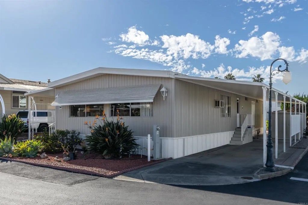 Photo of 1501 Anza Avenue #SPC 54, Vista, CA 92084 (MLS # NDP2600963)