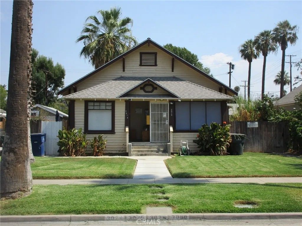 Photo of 3076 Lemon ST, Riverside, CA 92501 (MLS # IV26095718)