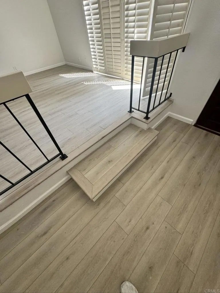 3324 Caminito Eastbluff 160