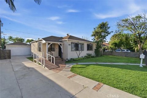 Photo of 10731 Wright Road, South Gate, CA 90280 (MLS # CV26056300)