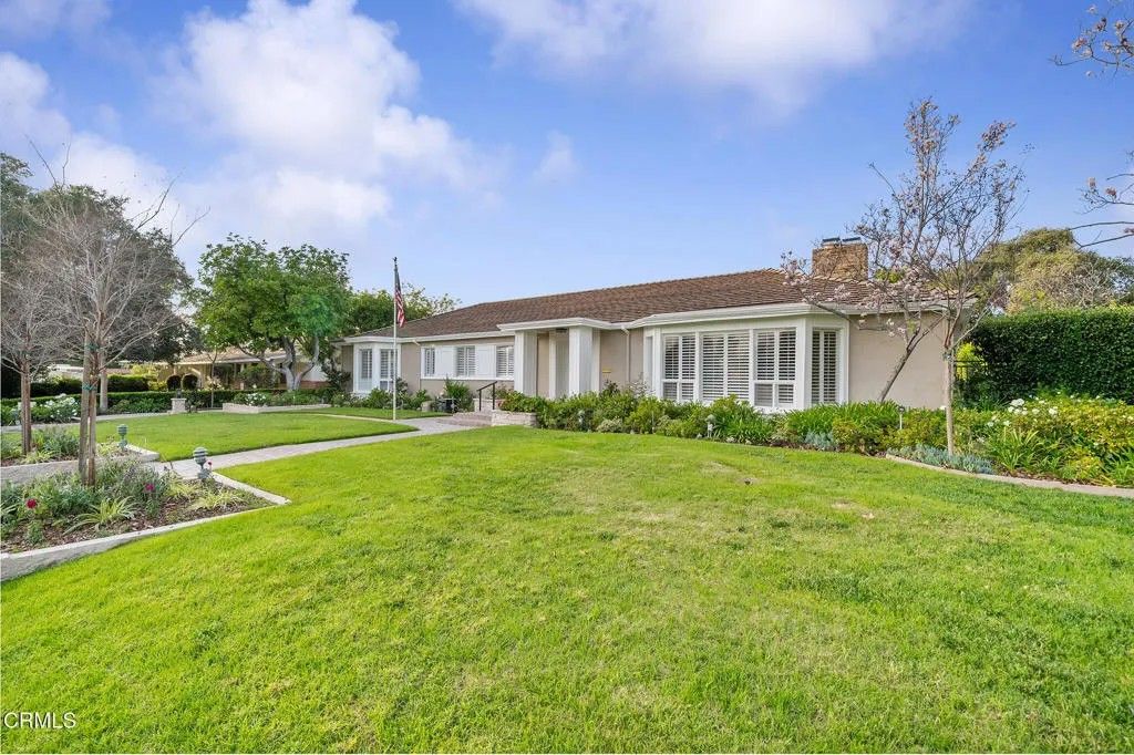 Photo of 2295 Roanoke Road, San Marino, CA 91108 (MLS # P1-25767)