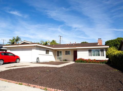 Photo of 202 Yale Avenue, Ventura, CA 93003 (MLS # V1-34703)
