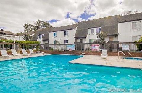 Tiny photo for 8015 Caminito de Pizza #B, San Diego, CA 92108 (MLS # 250043225)