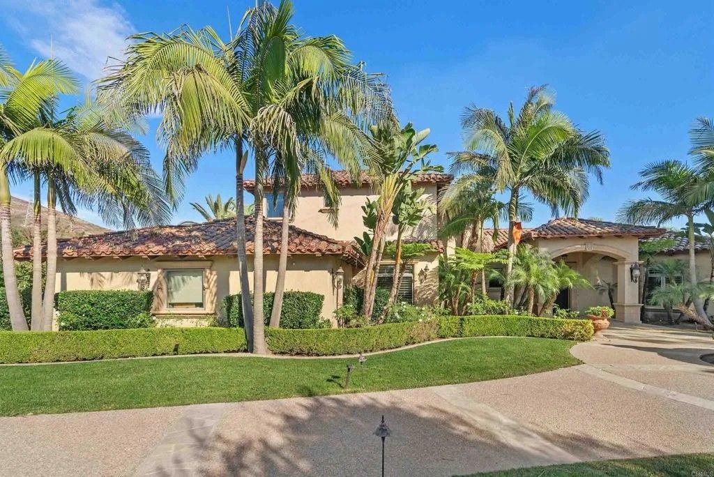 Photo of 18545 Aliso Canyon Road, Rancho Santa Fe, CA 92067 (MLS # NDP2600208)