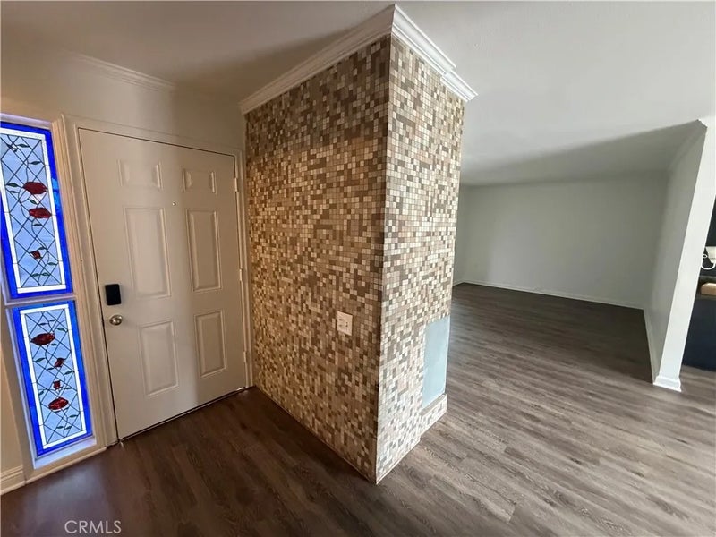 378 W 53rd Street
