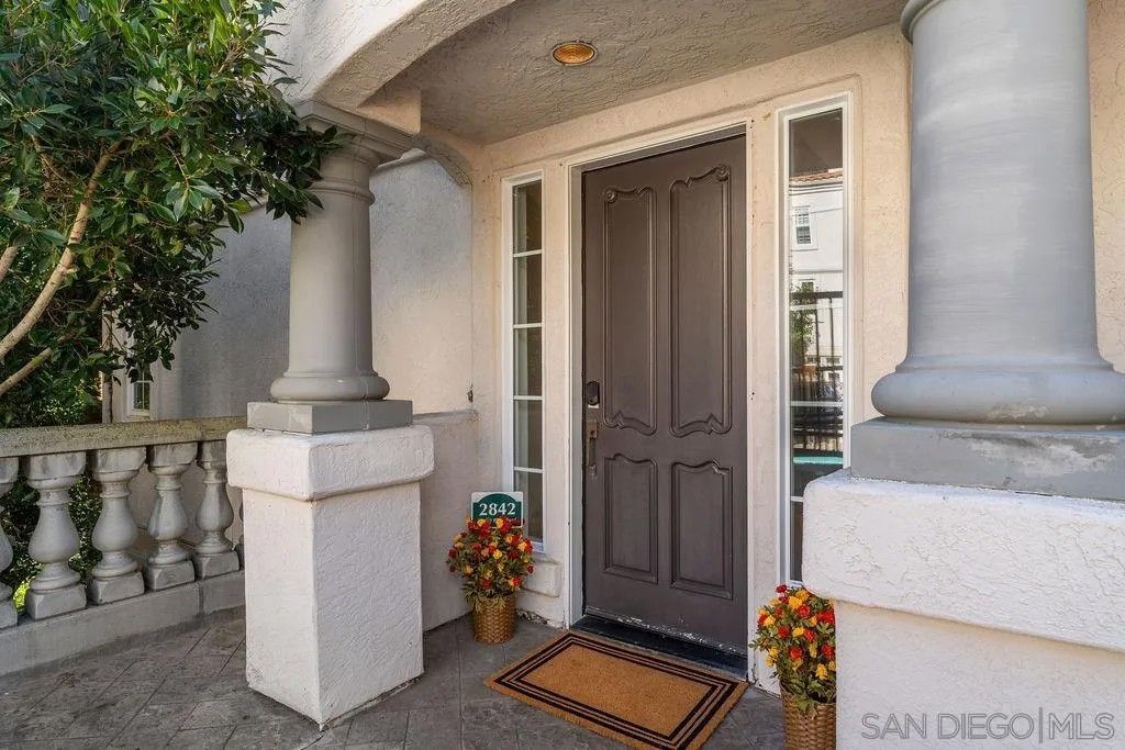 Photo of 2842 Torrey Pines Rd, La Jolla, CA 92037 (MLS # 250041988)