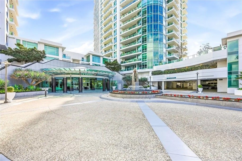 Photo of 3131 Michelson Dr #1504, Irvine, CA 92612 (MLS # OC26018072)