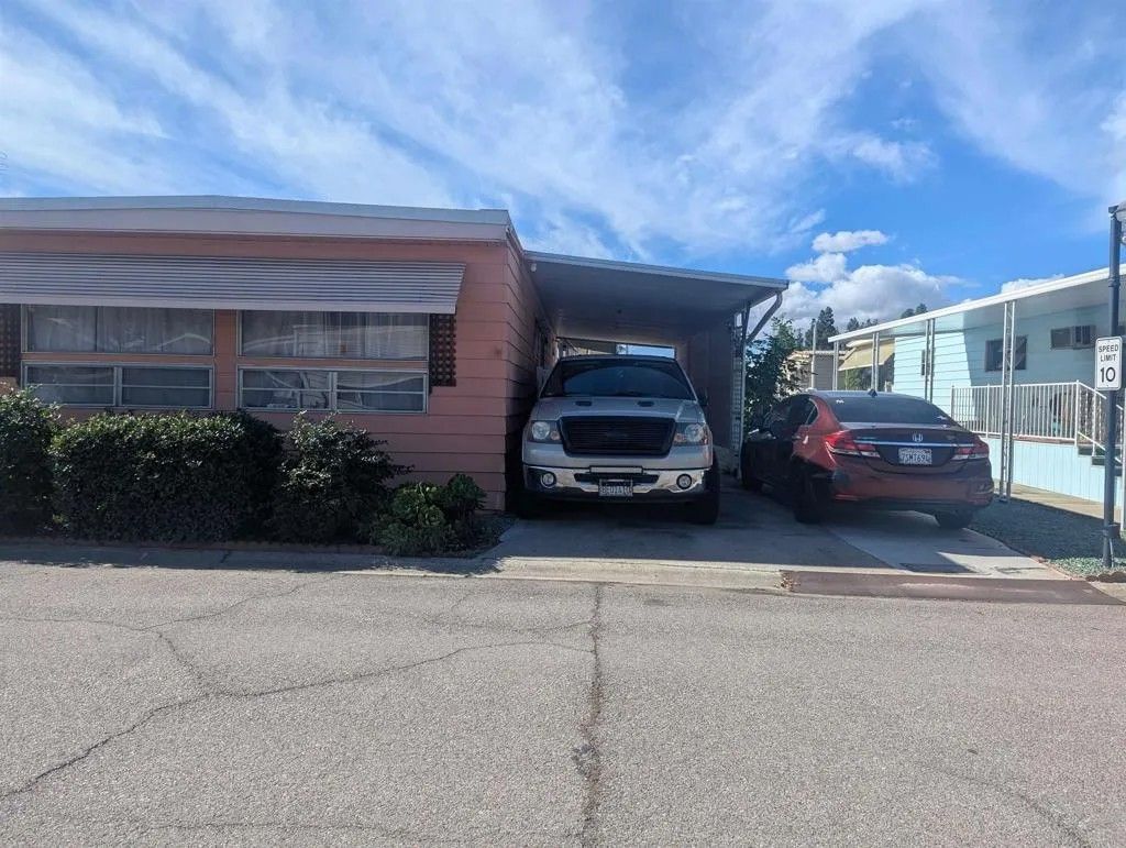 Photo of 2300 E Valley Parkway #187, Escondido, CA 92027 (MLS # NDP2511257)