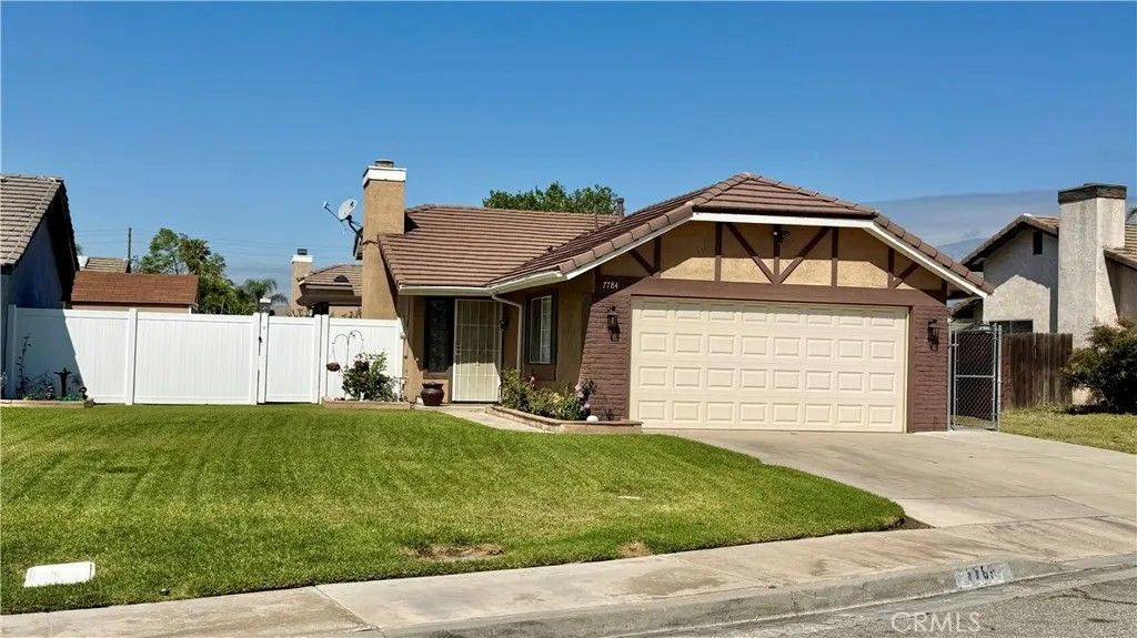 Photo of 7784 Lemon Court, Fontana, CA 92336 (MLS # CV26086742)
