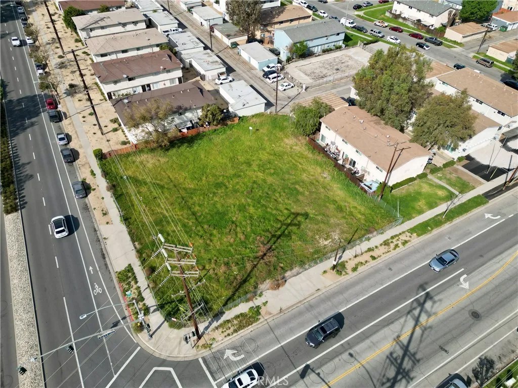 449 River Rd