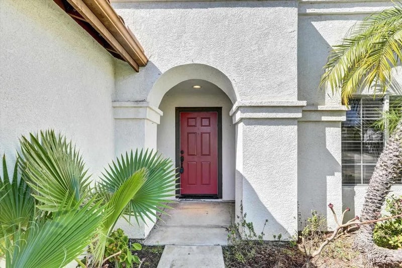 2128 Chateau Ct