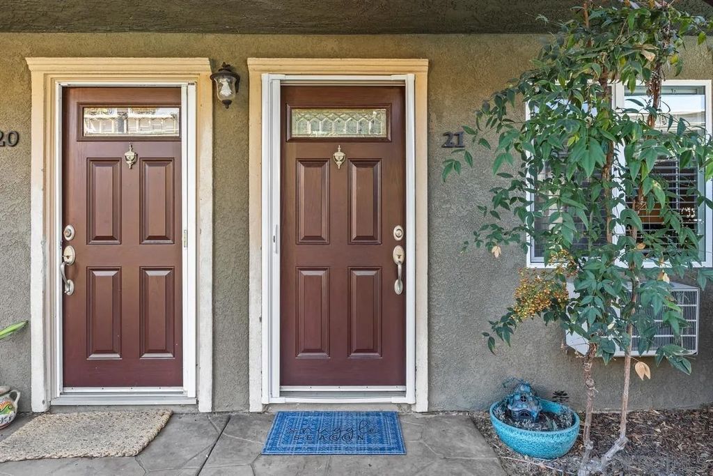 Photo of 800 N Mollison AVE #21, El Cajon, CA 92021 (MLS # 260015019)