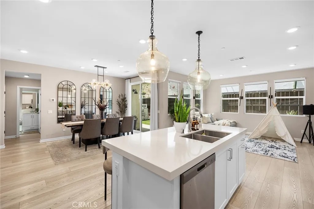 1745 Whitmore