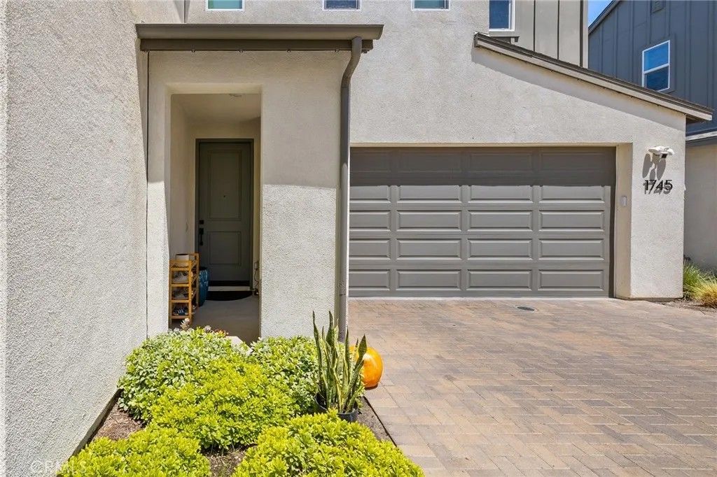 Photo of 1745 Whitmore Loop, Chula Vista, CA 91913 (MLS # SW26075445)