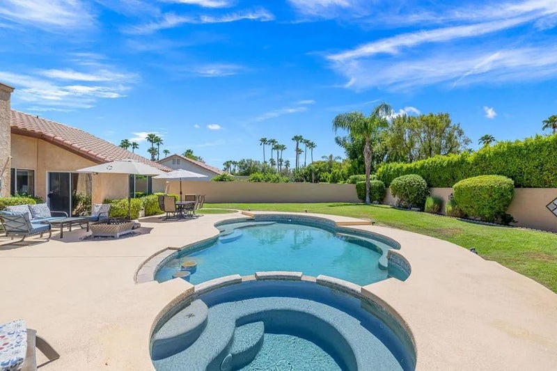 39795 Regency Way