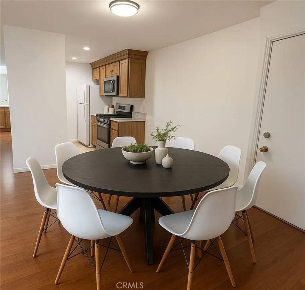 Photo of 5460 White Oak Avenue #J206, Encino, CA 91316 (MLS # SR25262204)