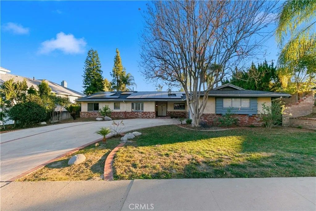 Photo of 22046 Parthenia Street, West Hills, CA 91304 (MLS # SR25277732)