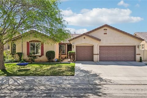 Photo of 1471 Hunter Moon Way, Beaumont, CA 92223 (MLS # CV26062310)