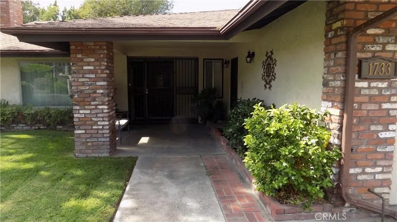 1733 Bonita Vista