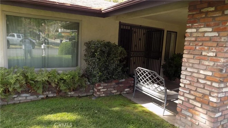 1733 Bonita Vista