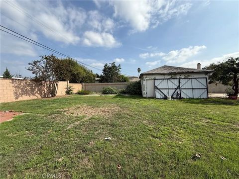 Tiny photo for 9043 De Adalena, Rosemead, CA 91770 (MLS # AR25254666)
