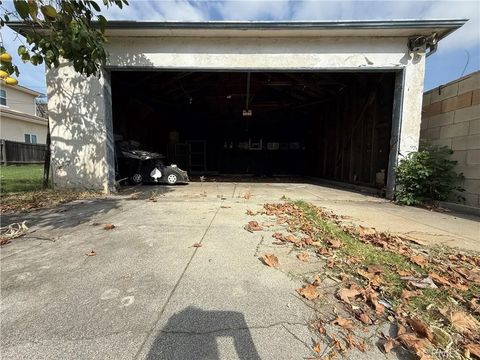 Tiny photo for 9043 De Adalena, Rosemead, CA 91770 (MLS # AR25254666)