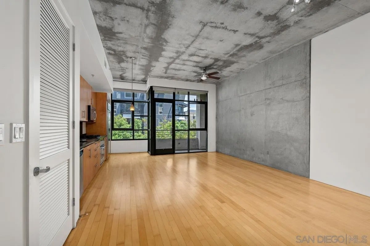 1050 Island Ave Unit 406