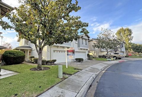 3270 W Fox Run Way San Diego CA 92111