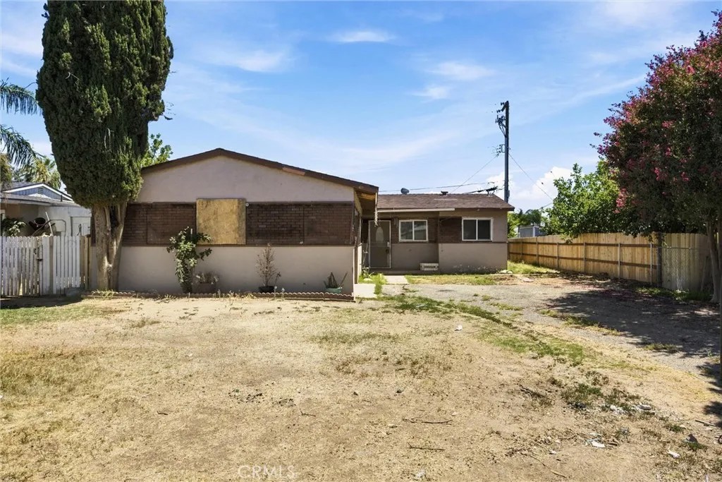 3105 Lexington Avenue
