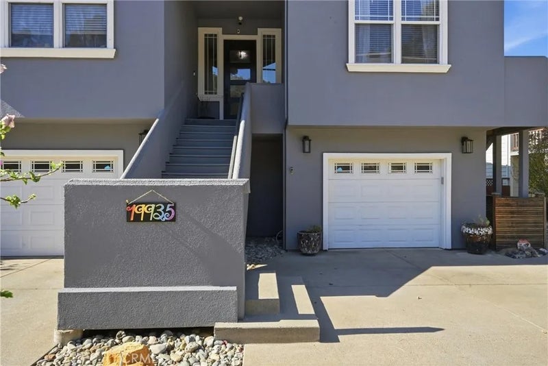 19935 Mountain Meadow N