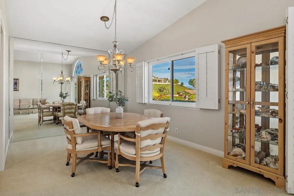 Photo of 18018 Calle Estepona, San Diego, CA 92128 (MLS # 2600377)