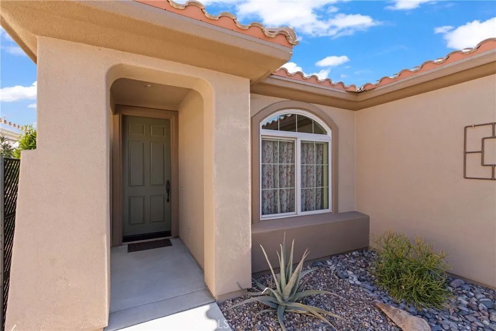 80189 Avenida Linda Vista