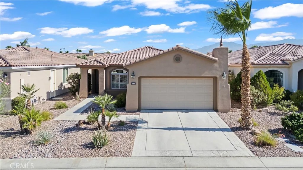 80189 Avenida Linda Vista