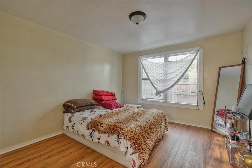 850 W 132nd