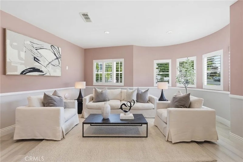 7220 W 80th