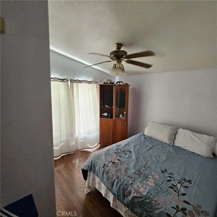 16600 Downey 27