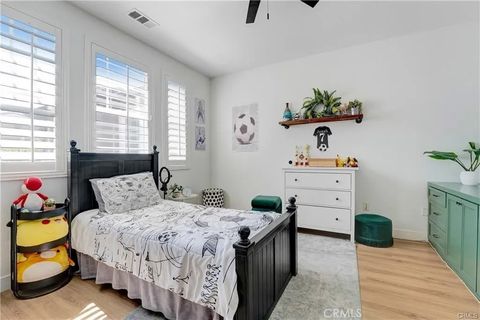 Tiny photo for 16410 W Nicklaus Drive, Rancho Cascades, CA 91342 (MLS # SR25245409)