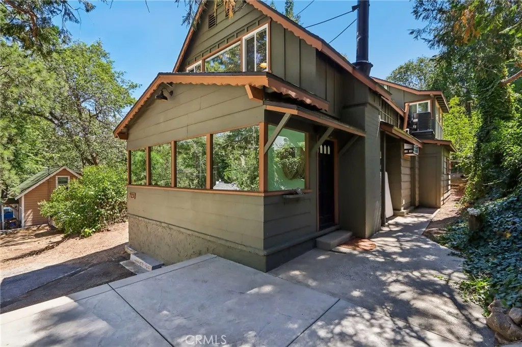 723 Forest Shade
