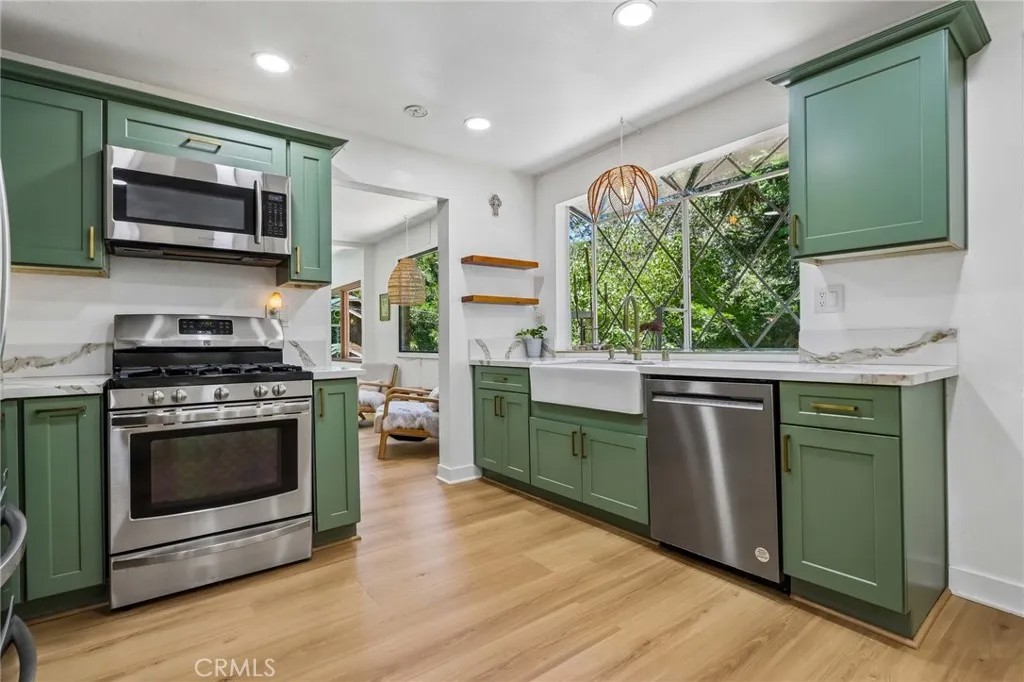 723 Forest Shade