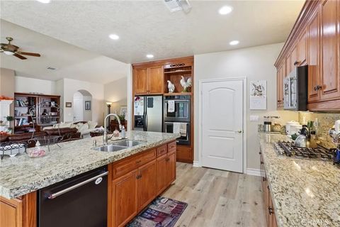 Tiny photo for 12780 Golf Course Drive, Victorville, CA 92395 (MLS # IV25248139)