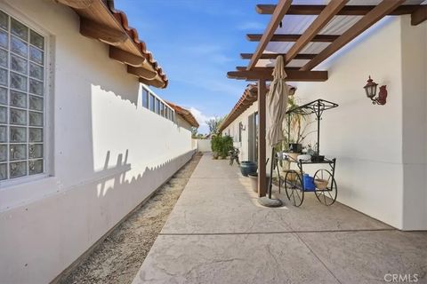 Tiny photo for 48345 Via Solana, La Quinta, CA 92253 (MLS # OC25246393)