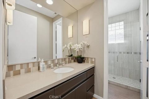 Tiny photo for 48345 Via Solana, La Quinta, CA 92253 (MLS # OC25246393)