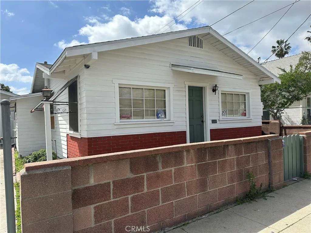 612 W Santa Ana