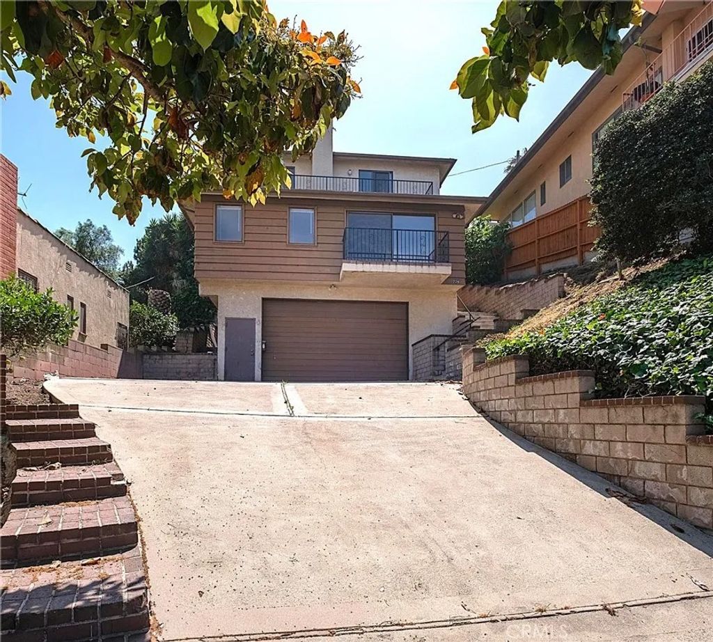 Photo of 729 W 22nd Street, San Pedro, CA 90731 (MLS # PV26063968)