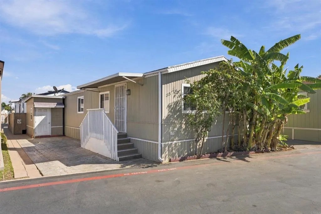 1600 Palm Ave 35