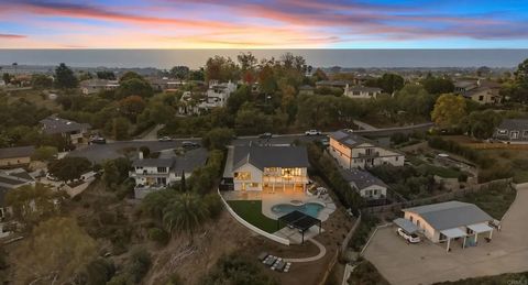 3920 Holly Brae Carlsbad CA 92008