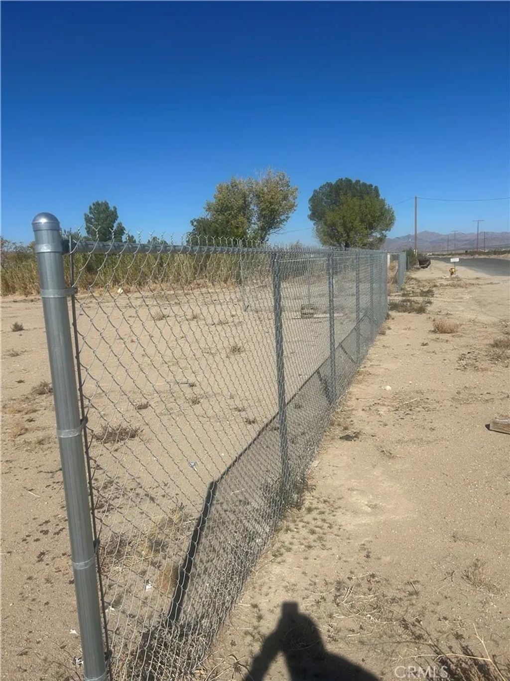 Photo of 11482 Locust Ave, Lucerne Valley, CA 92356 (MLS # IG25266403)