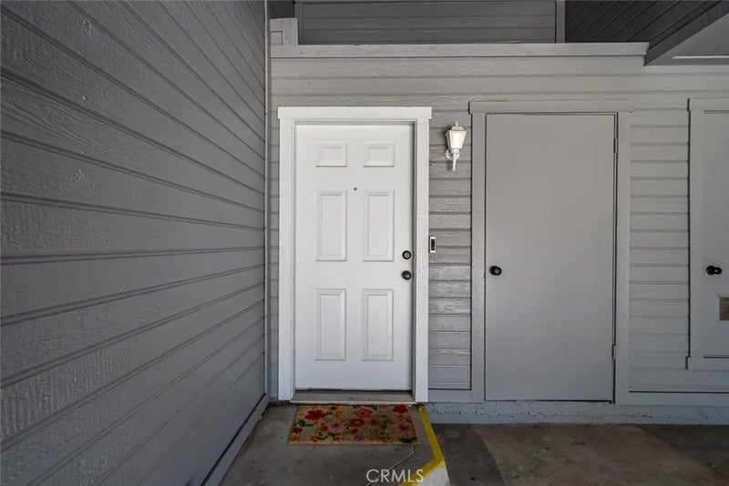 2221 King Court 22