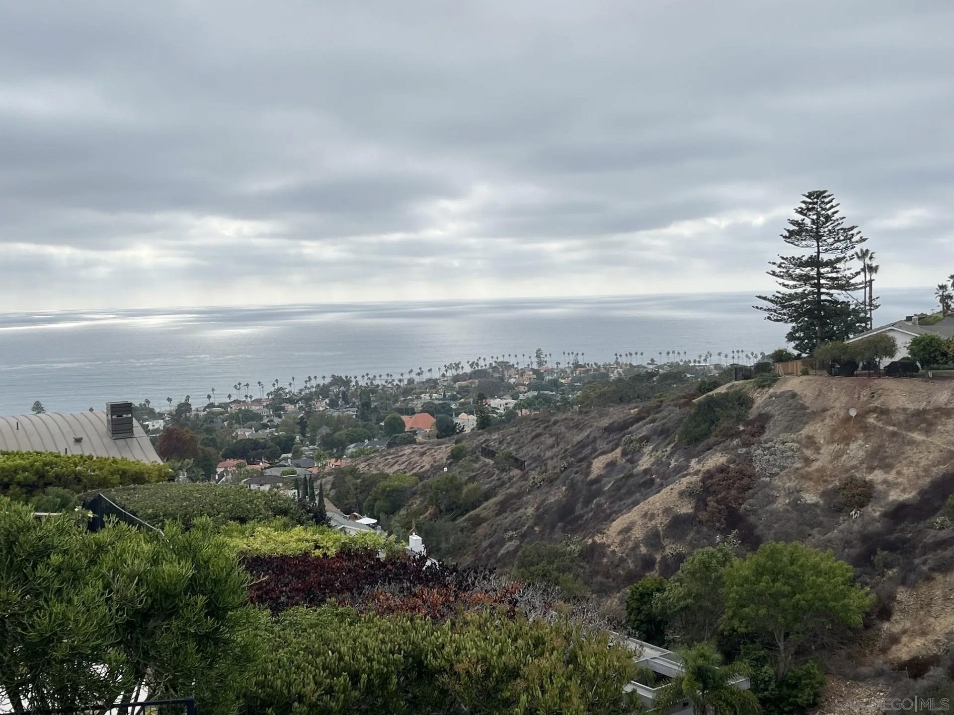 5943 La Jolla Corona Drive 04